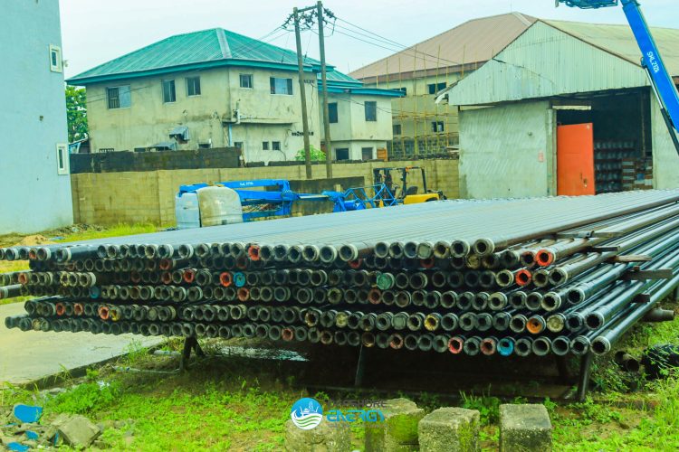 5 1/2'' OD DRILLING PIPE GRADES- 134W/HT55 CONNECTION
